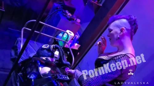 [LadyValeska] My Gimp My Plaything (FullHD 1080p, 236.83 MB)