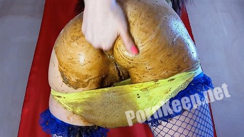 [ScatShop] AnnaCoprofield - Dirty Yellow Panties (FullHD 1080p, 1.52 GB)